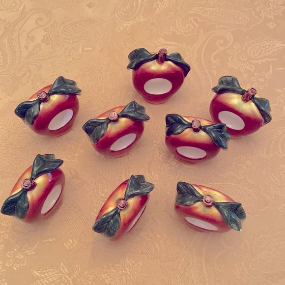 Apple Napkin Rings - Picture 2 of 3
